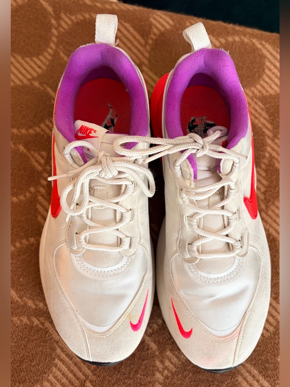*pre-loved* Nike Wmns Air Max Verona 'White Crimson Purple' - Picture 3 of 6